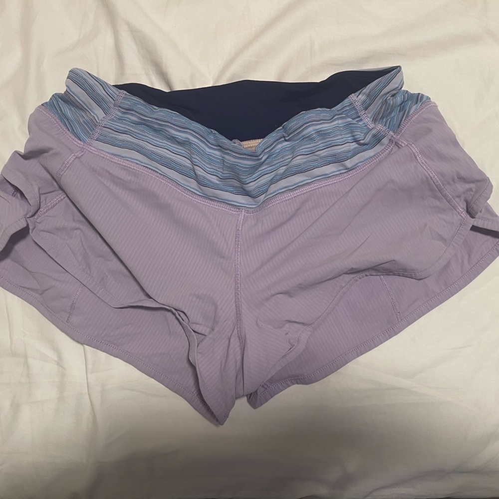 Lululemon speed up low rise lined shorts 2.5”